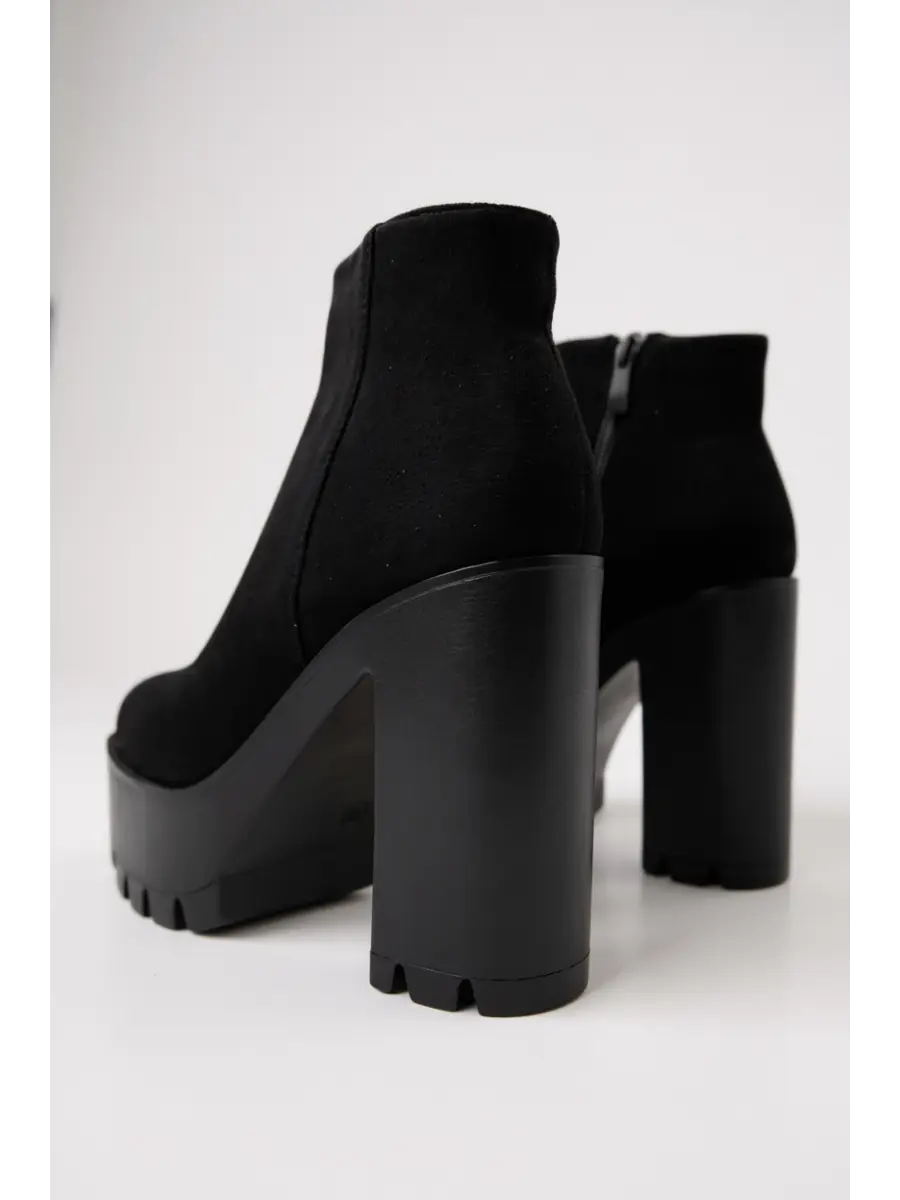Botines de antelina con tacon y plataforma Busseto Noir