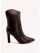 Botas con tacon y punta fina Merli Brown