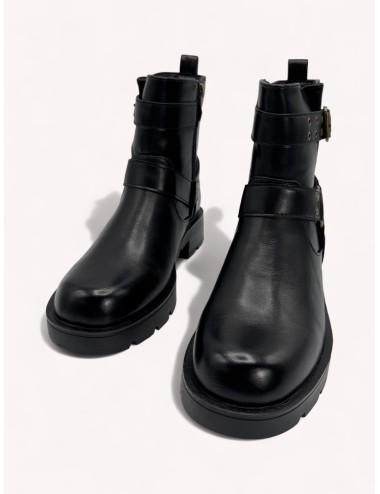 Botas con hebillas y tachuelas Luzza Noir