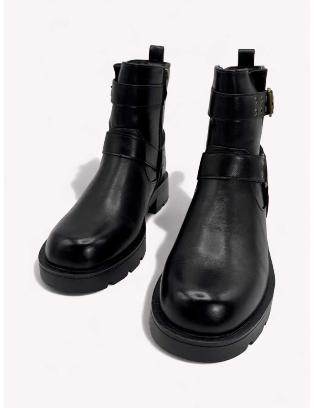 Botas con hebillas y tachuelas Luzza Noir