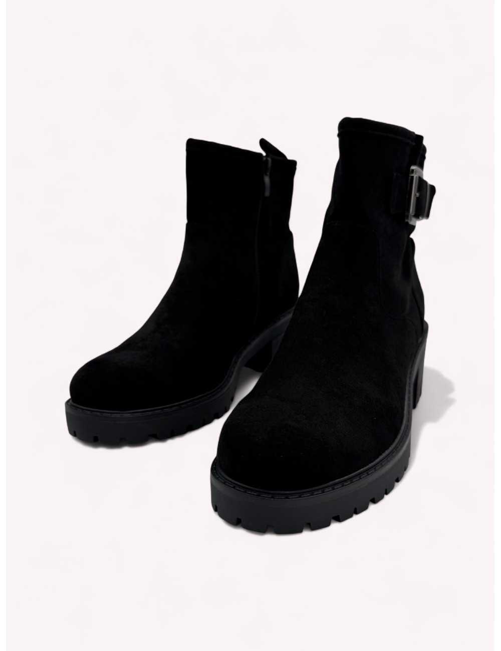 Botas de Ante con hebilla y cremallera Gubbio Noir