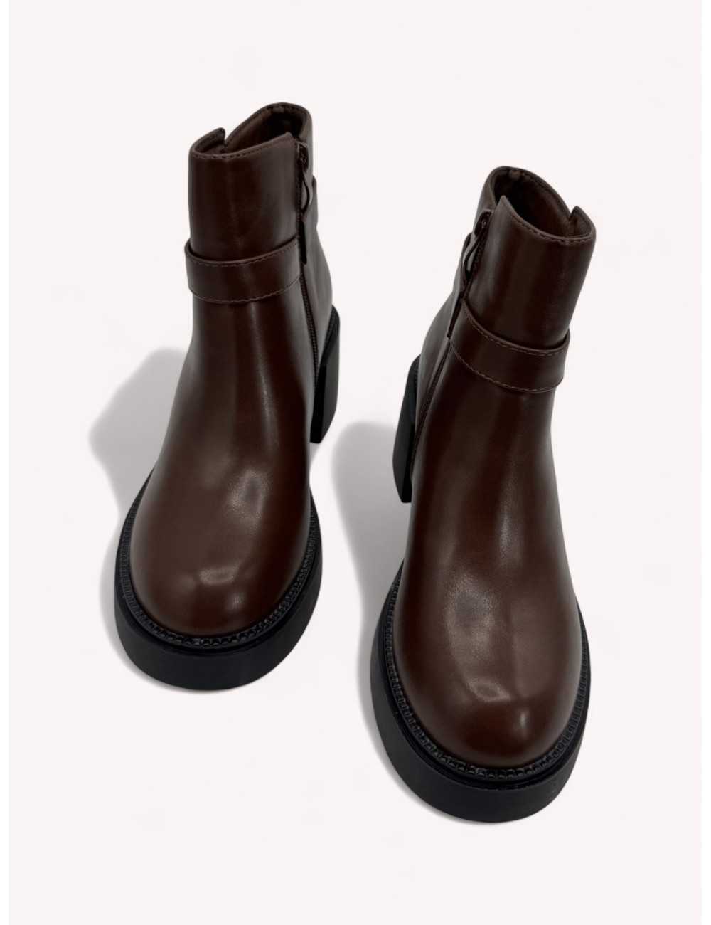 Botas con tacon grueso y cremallera Treviso Brown