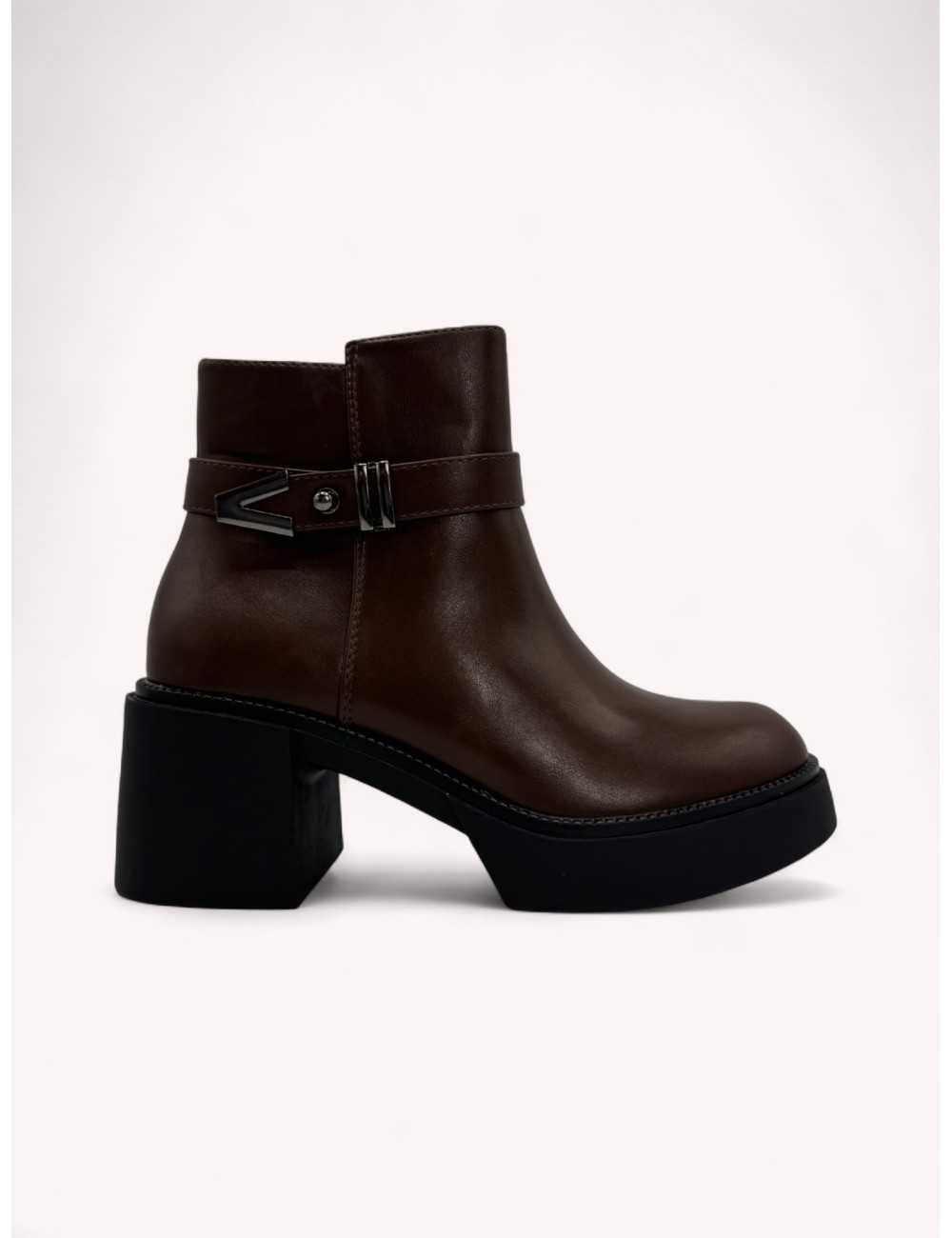 Botas con tacon grueso y cremallera Treviso Brown