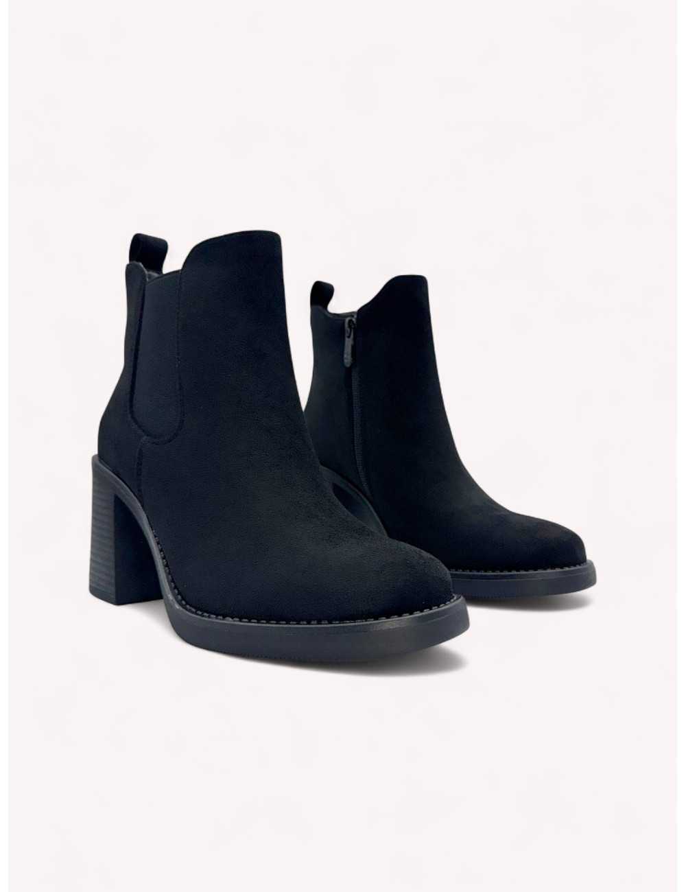 Botines con Tacon grueso y cremallera Sandi Noir