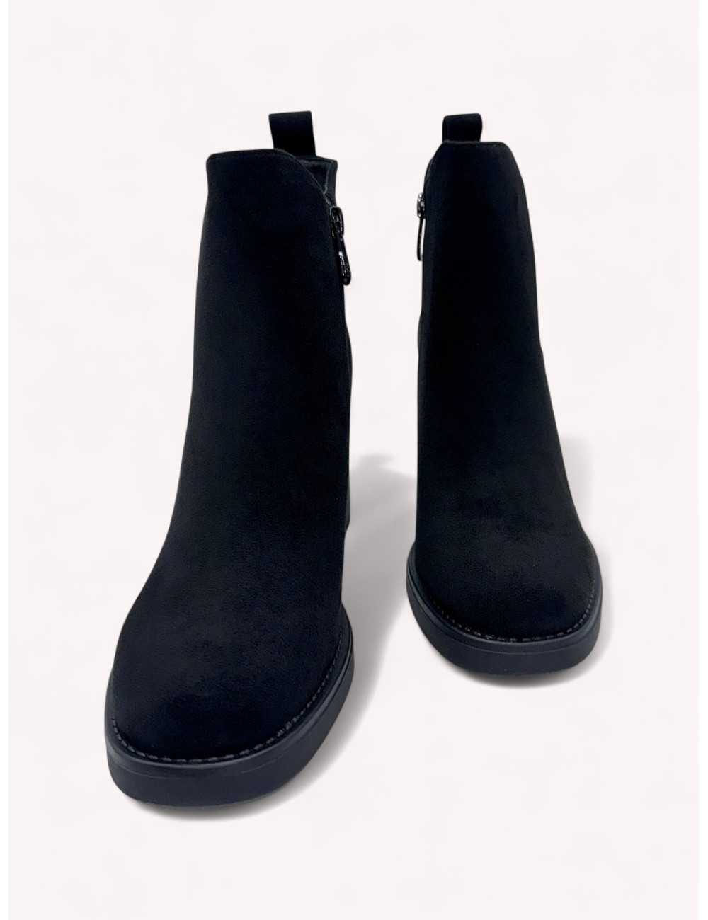 Botines con Tacon grueso y cremallera Sandi Noir