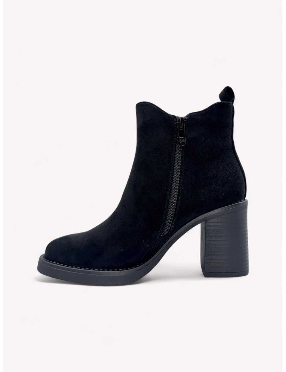 Botines con Tacon grueso y cremallera Sandi Noir