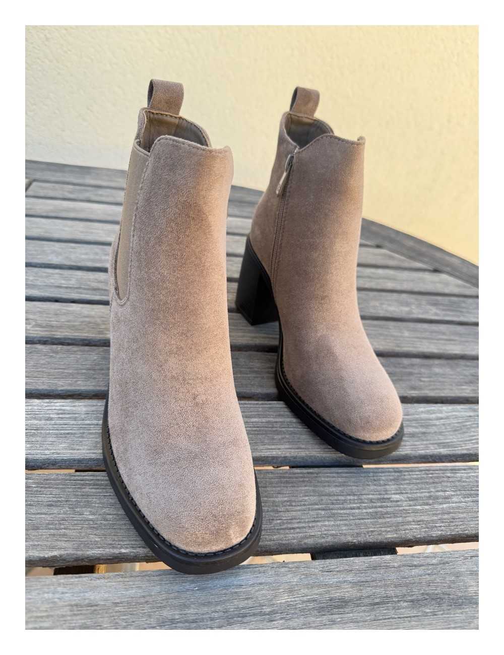 Botines con Tacon grueso y cremallera Sandi Khaki