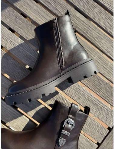 Botas moteras con hebilla y cremallera Molise Brown
