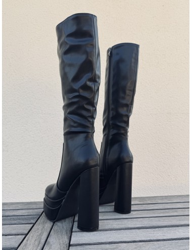 Botas con tacon y Plataforma Monzone Noir