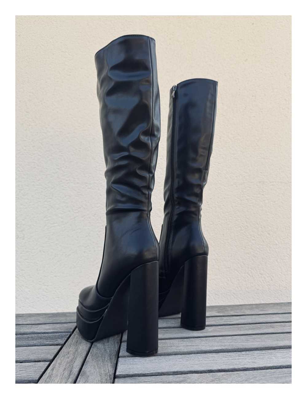 Botas con tacon y Plataforma Monzone Noir