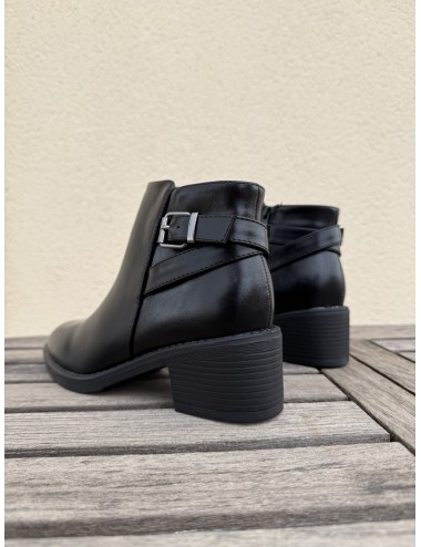 Botines con hebilla Adda Noir