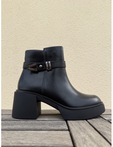 Botas con tacon grueso y cremallera Treviso Noir