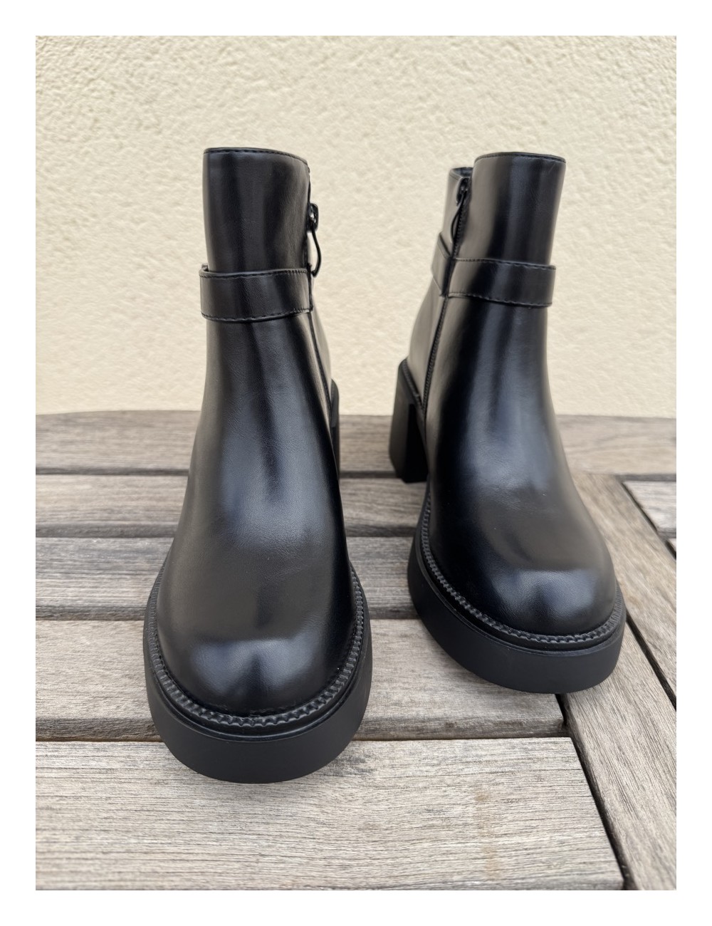 Botas con tacon grueso y cremallera Treviso Noir