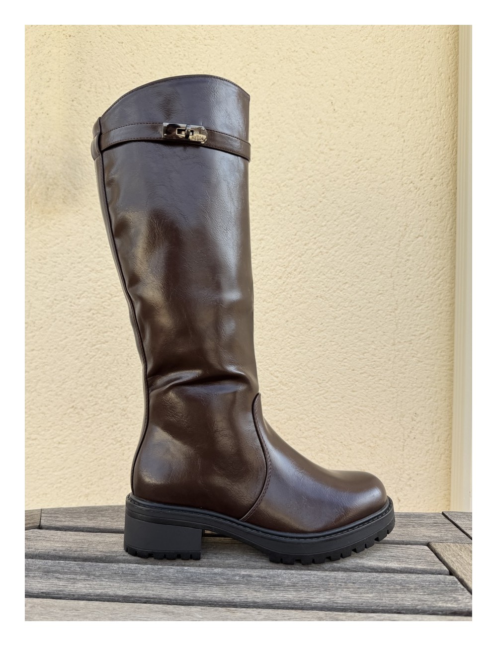 Botas caña alta con hebilla Sesia Brown