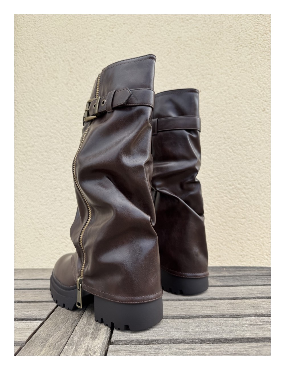 Bota con plataforma y punta redonda Mantua Brown