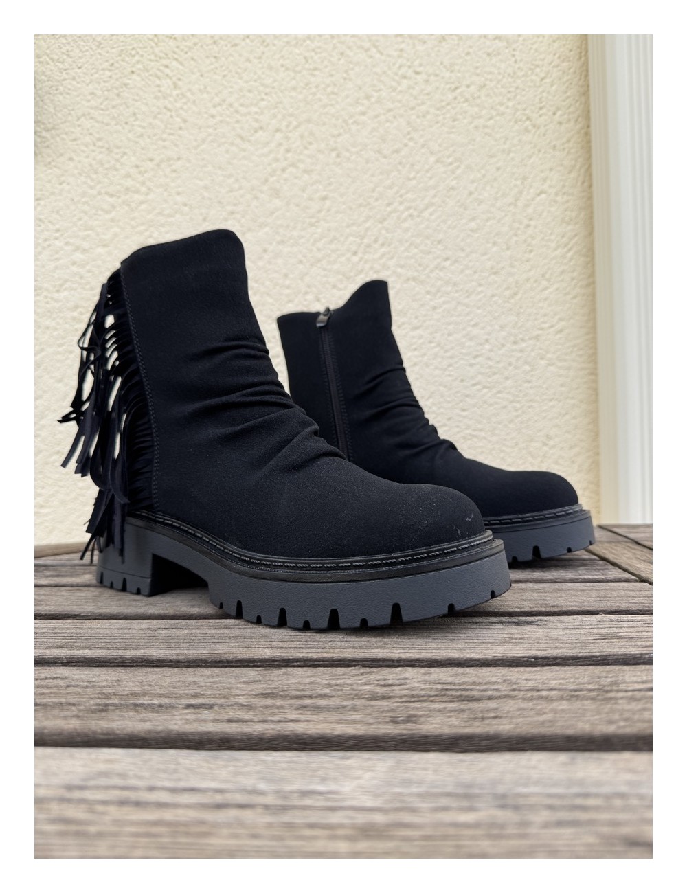 Botas con flecos Lecce Noir