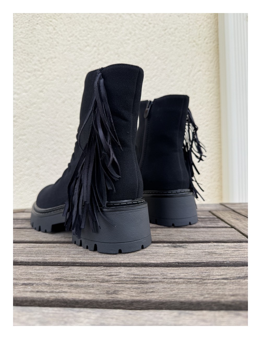 Botas con flecos Lecce Noir
