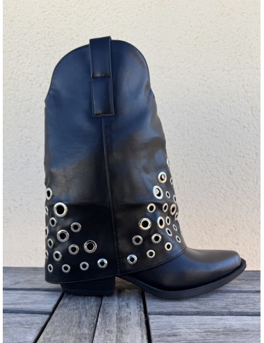 Botines punta fina con Adorno Cosensa Noir