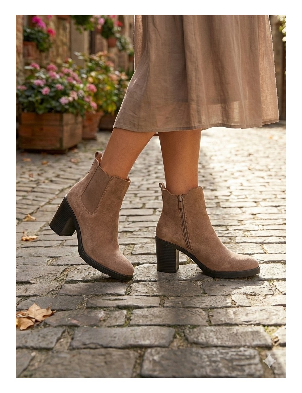 Botines con Tacon grueso y cremallera Sandi Khaki