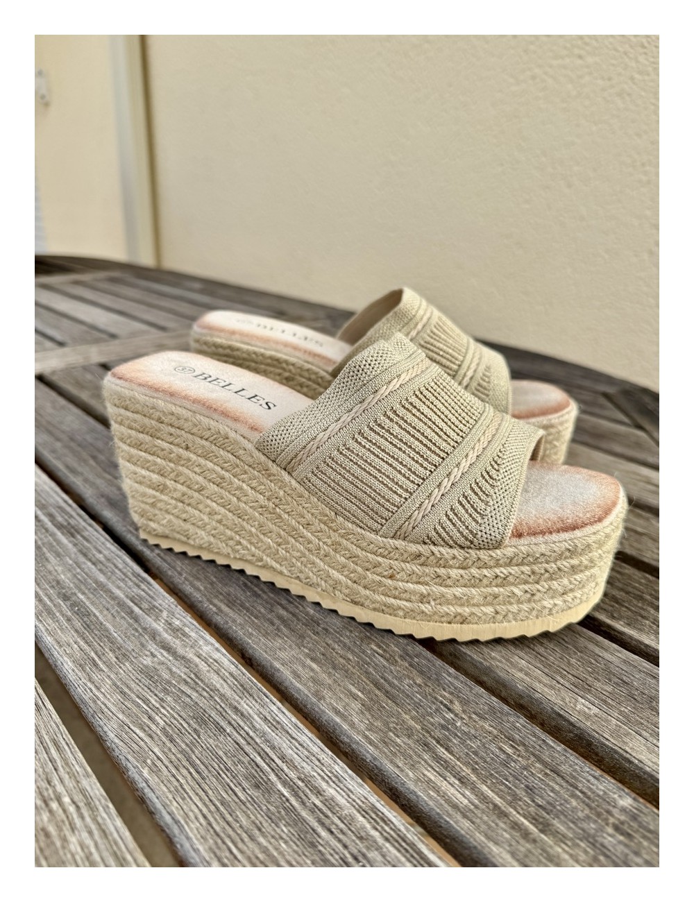 Sandalias con plataforma Castel Gold