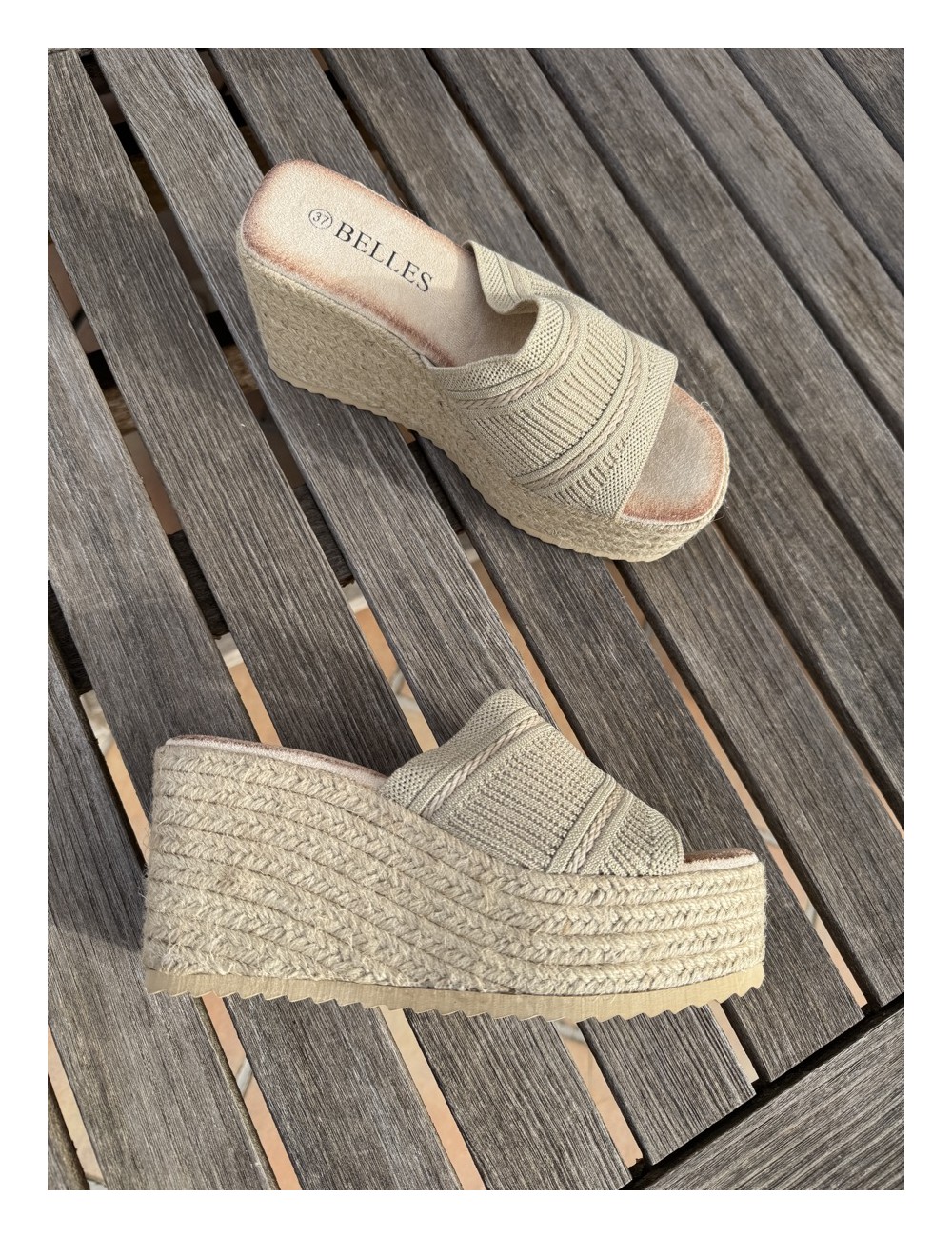 Sandalias con plataforma Castel Gold