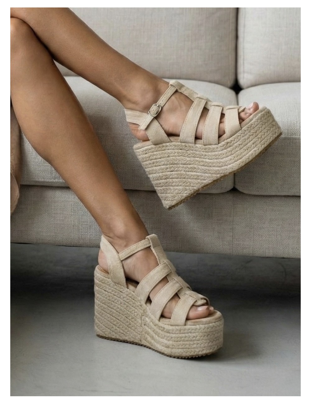 Sandalias con Cuña Casazza Beige