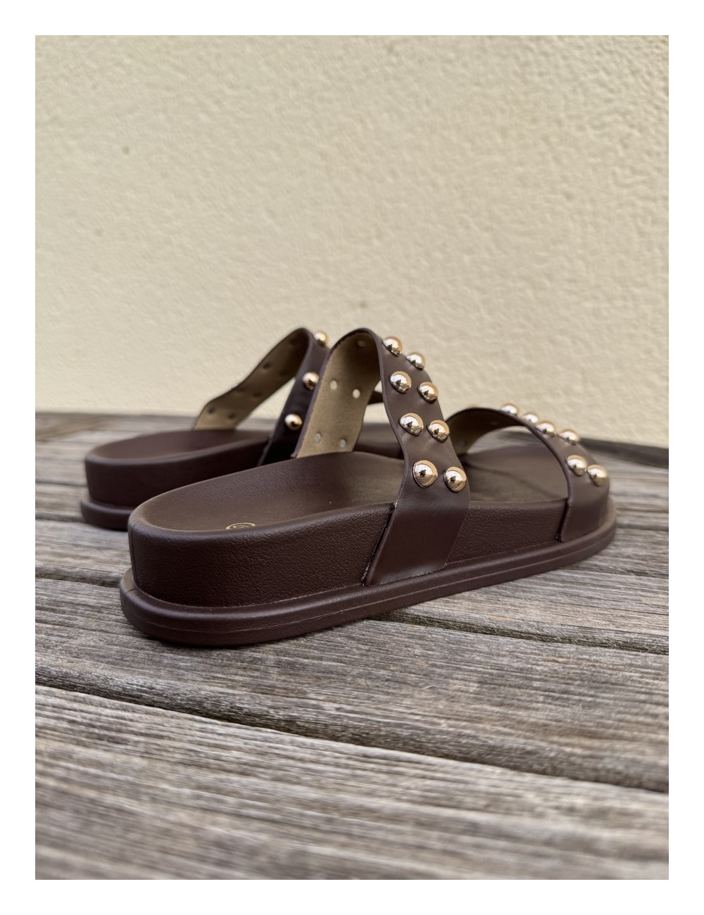 Sandalia Urban Tachuelas Bova Brown