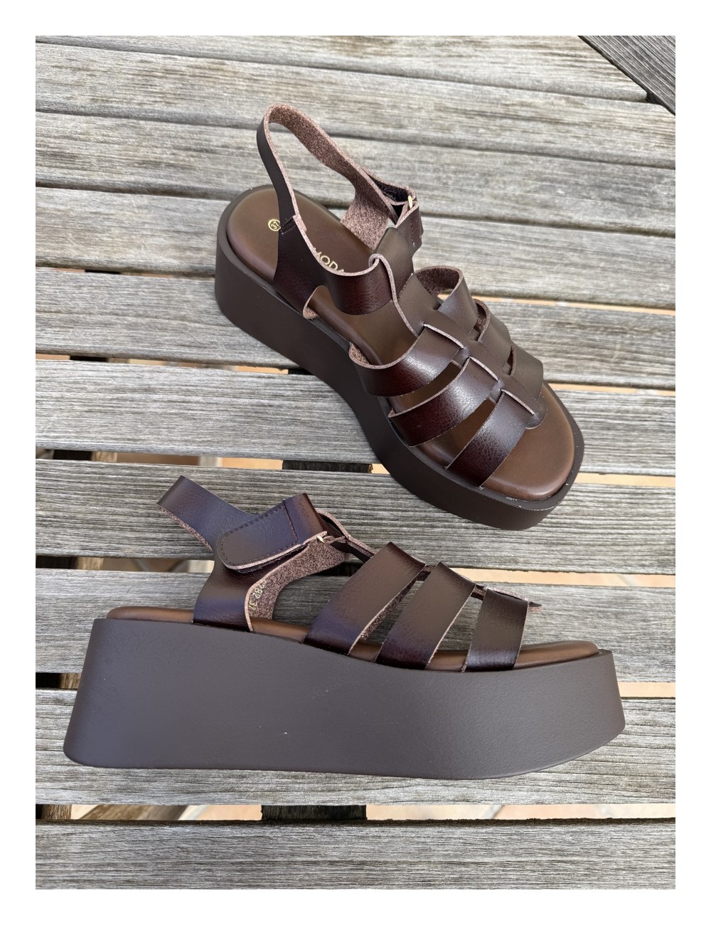 Sandalias con Plataforma Regio Brown