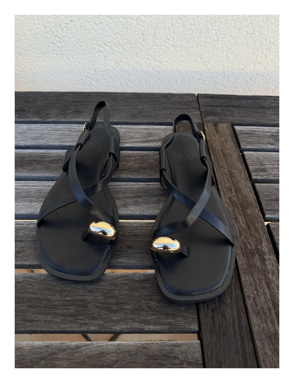 Sandalias planas Sassi Noir