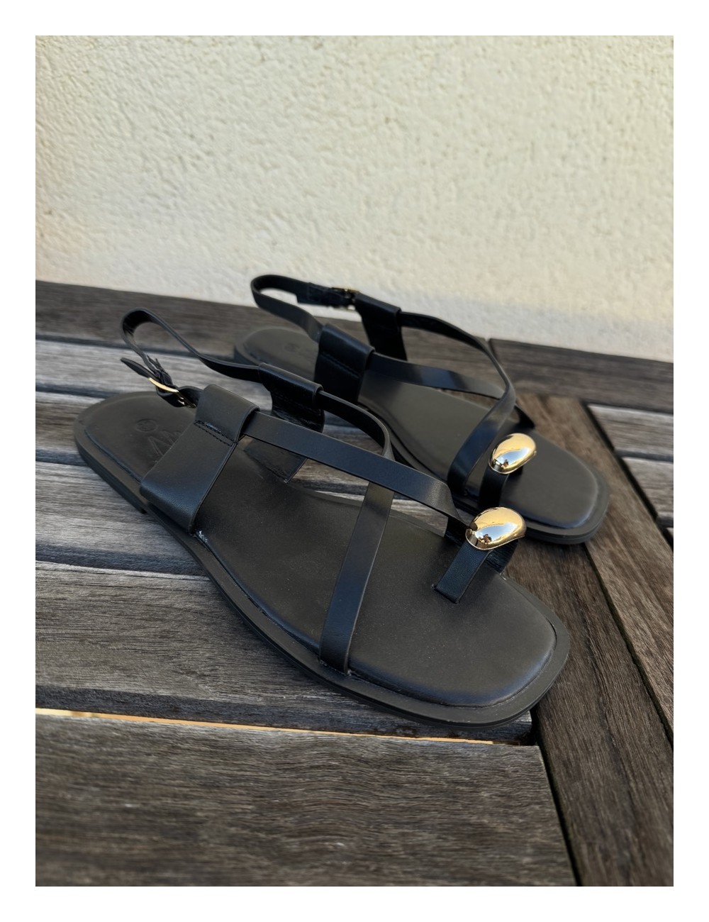 Sandalias planas Sassi Noir