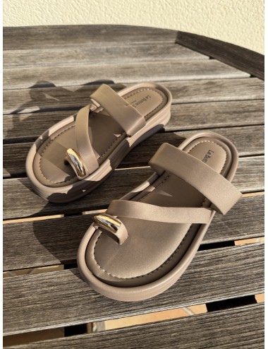 Sandalias de Plataforma con Anillo Dorado Caorla Khaki