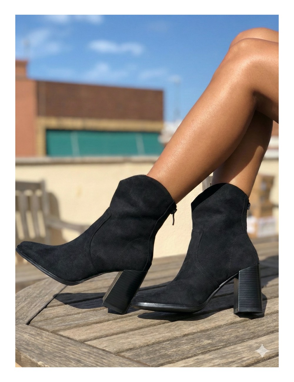 Botines con tacon cowboy Arzena Noir