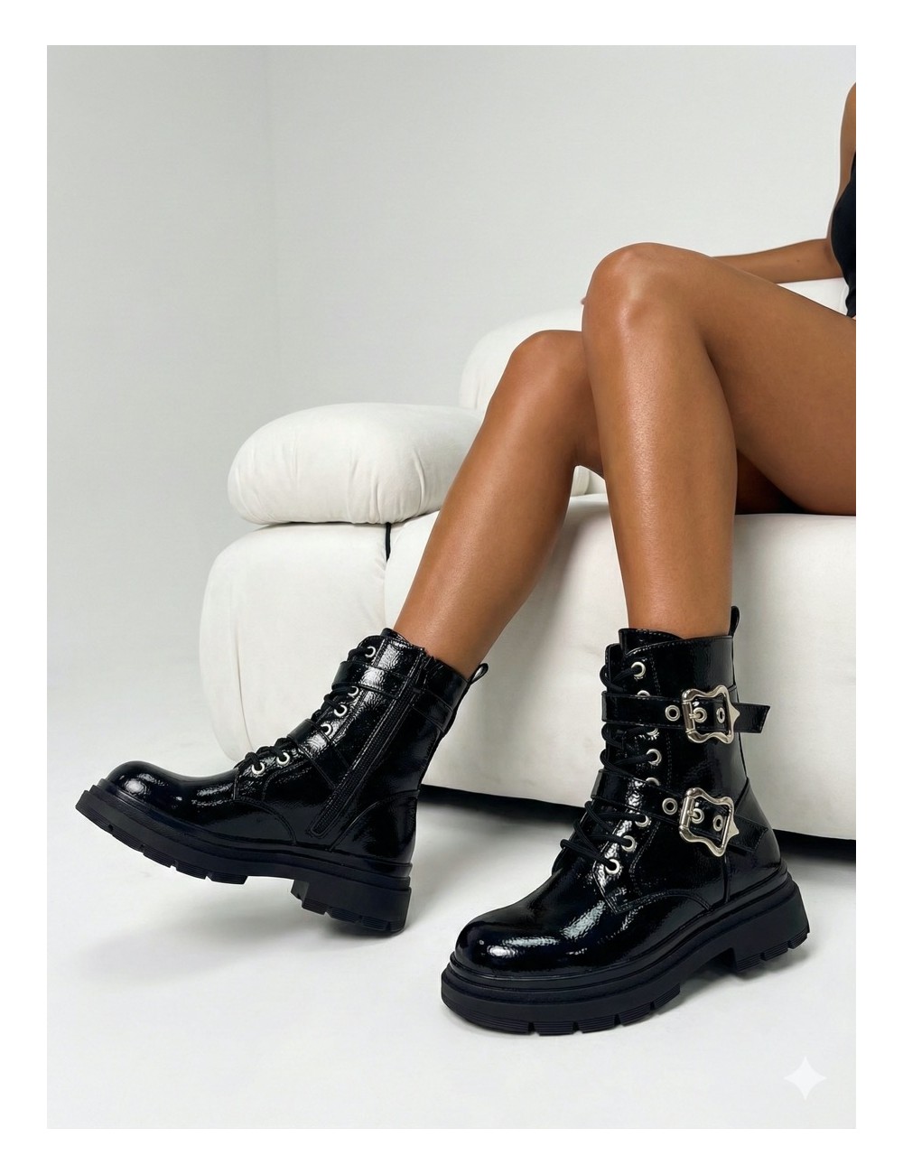 Botas de charol con doble Hebilla Tenno Noir