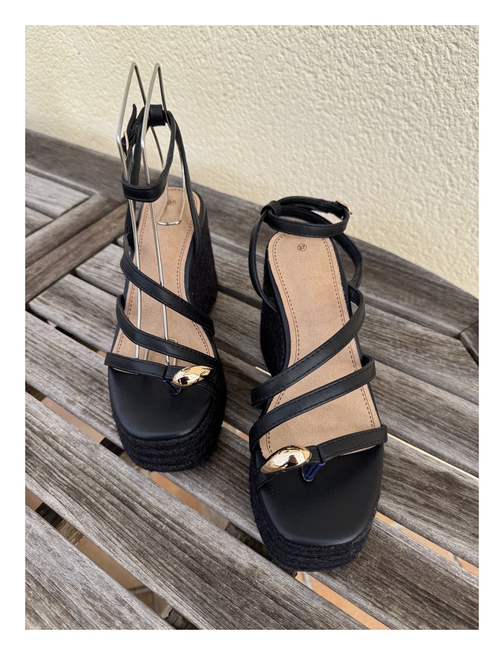 Sandalias de esparto y plataforma Elia Noir