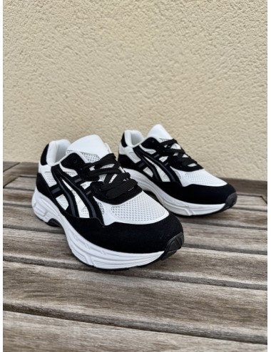 Tenis con suela gruesa Mestre Noir