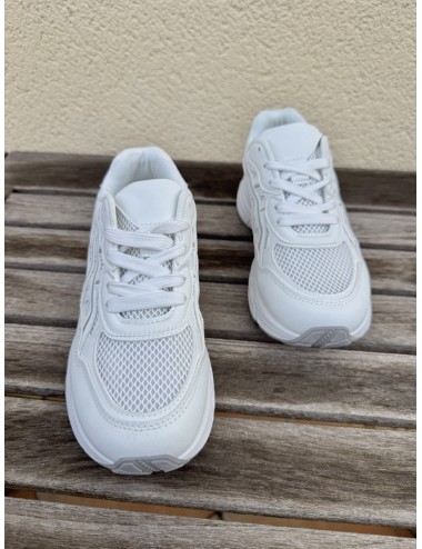 Tenis con suela gruesa Mestre White