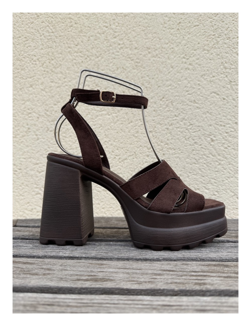 Sandalias de tacon Mirla Brown