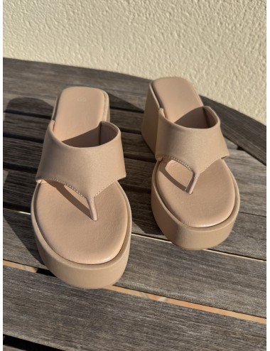 Sandalias con plataforma Agnata Beige
