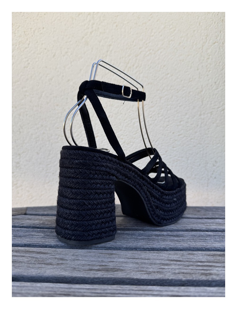 Sandalias de Tacón con Tiras Andria Noir