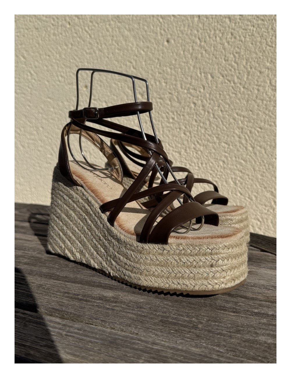 Sandalias con Cuña Maxi Monza Marron