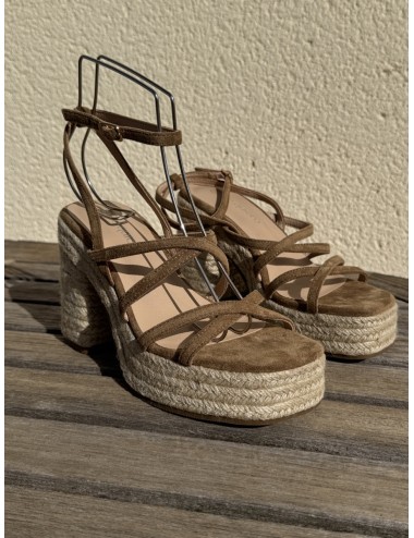 Sandalias de tacon y tiras Lula Khaki