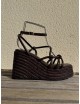 Sandalias con cuña Onani Brown