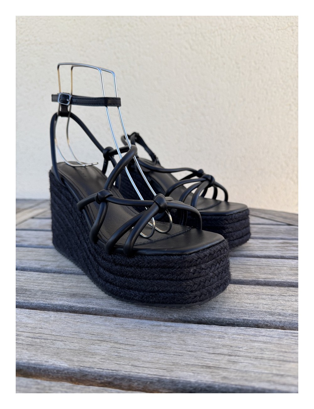 Sandalias con cuña Onani Black