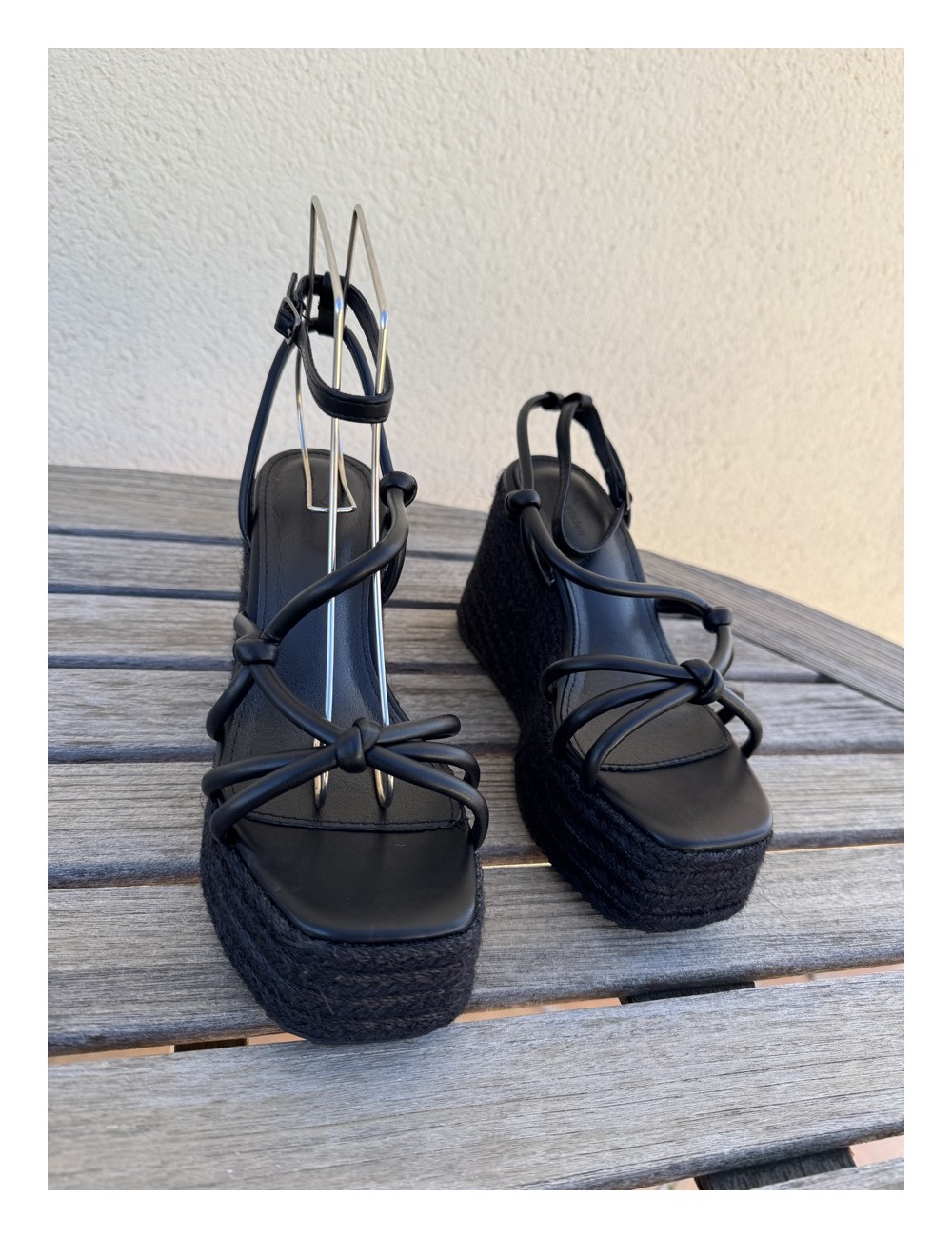 Sandalias con cuña Onani All Noir