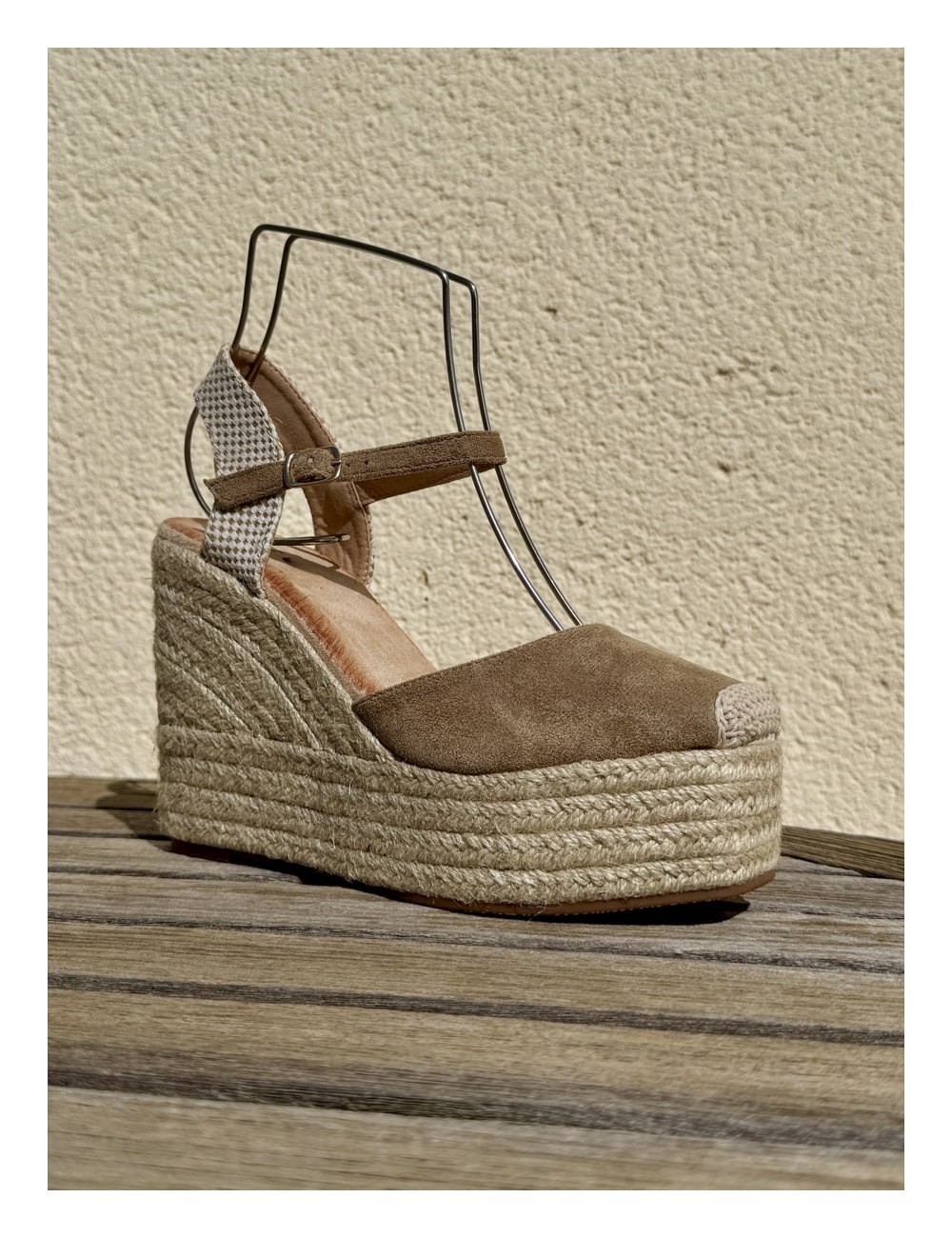 Sandalias con cuñas altas Loiri Khaki