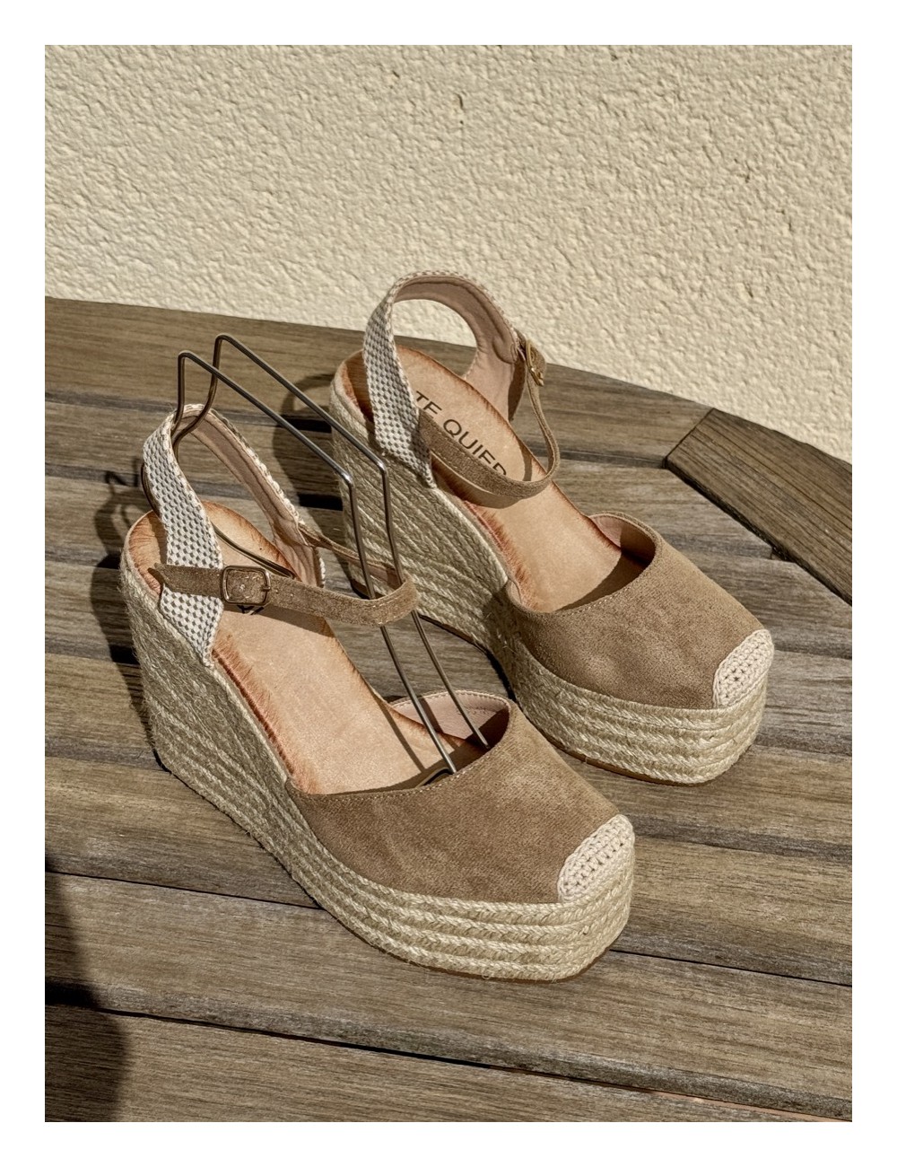 Sandalias con cuñas altas Loiri Khaki