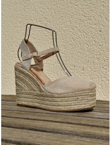Sandalias con cuñas altas Loiri Beige