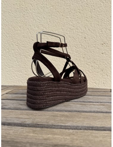 Sandalias con plataforma y anillo Luras Coffe