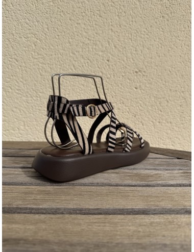 Sandalias con tiras y anillo Onifai zebra