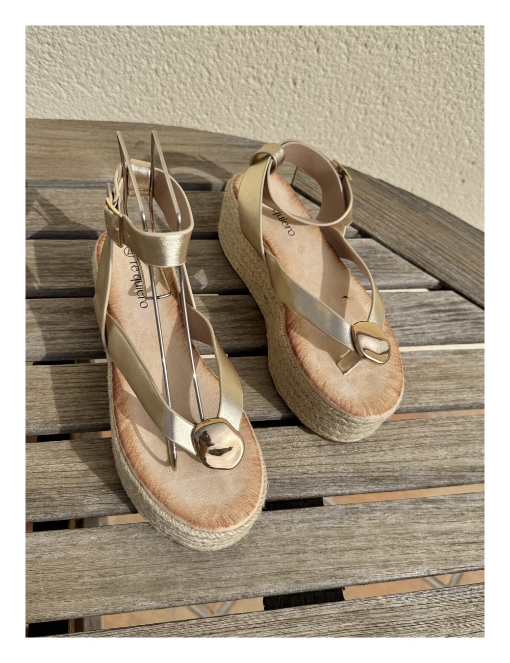 Sandalias con plataforma Paolo Gold